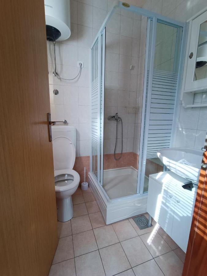 Studio Apartmani Zoric Šilo Exteriör bild