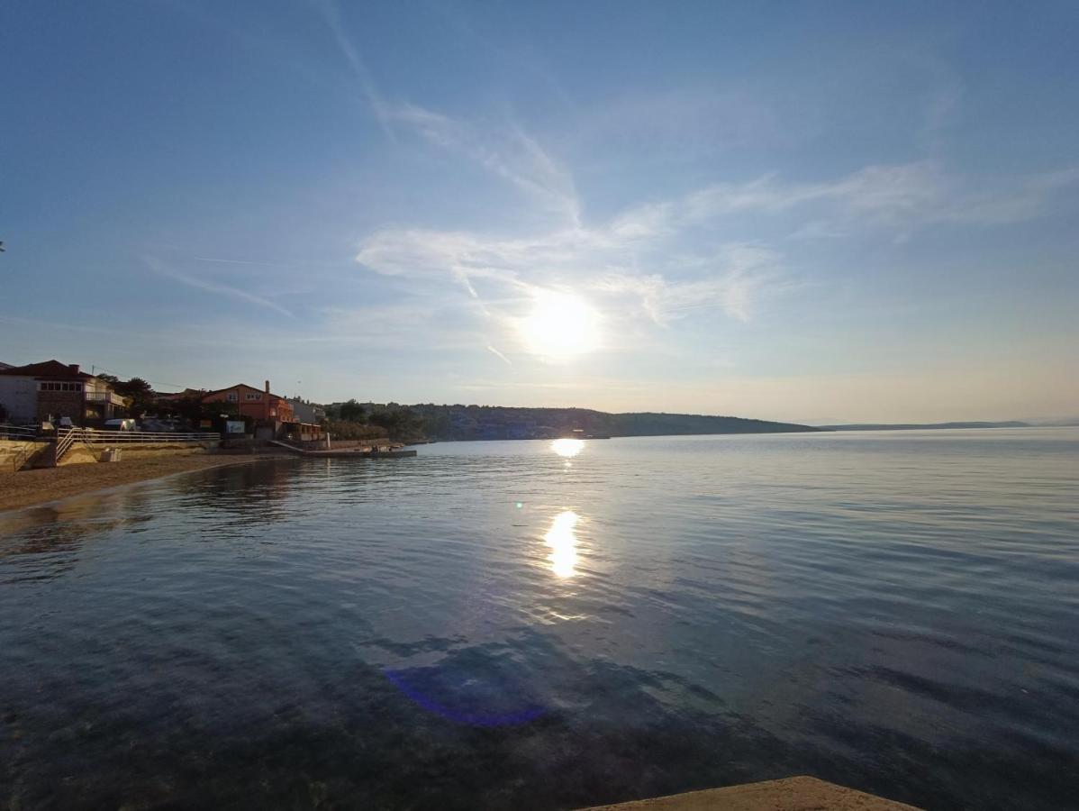 Studio Apartmani Zoric Šilo Exteriör bild