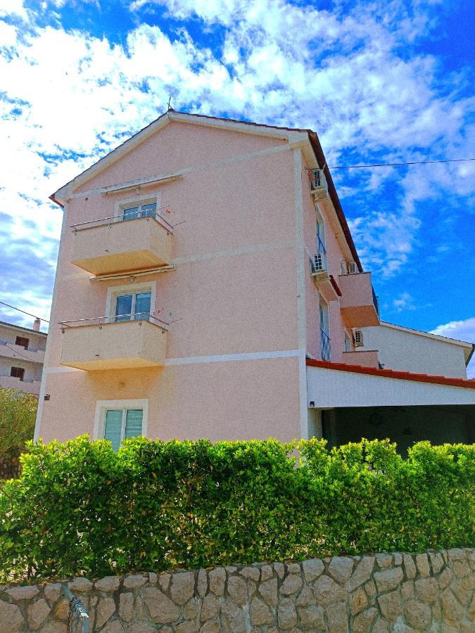 Studio Apartmani Zoric Šilo Exteriör bild