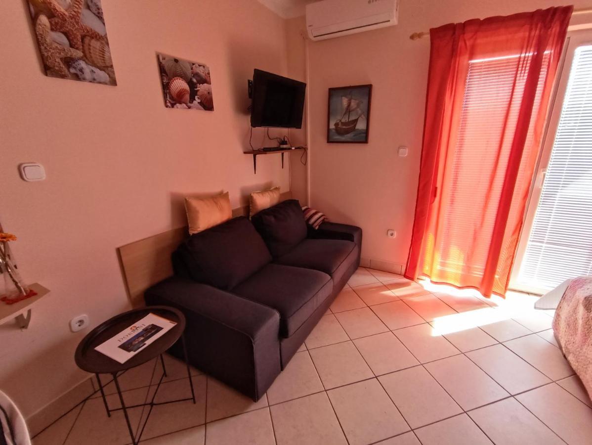 Studio Apartmani Zoric Šilo Exteriör bild